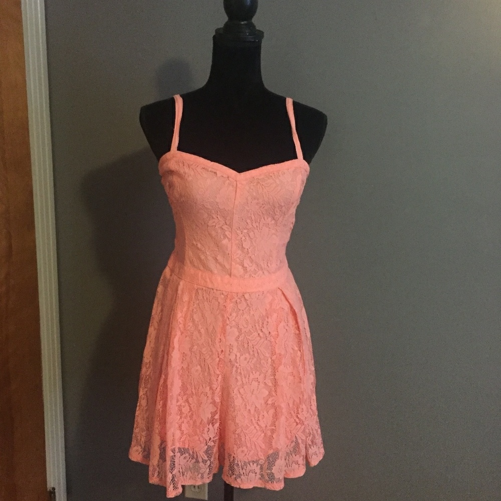 Hollister Romper NWOT